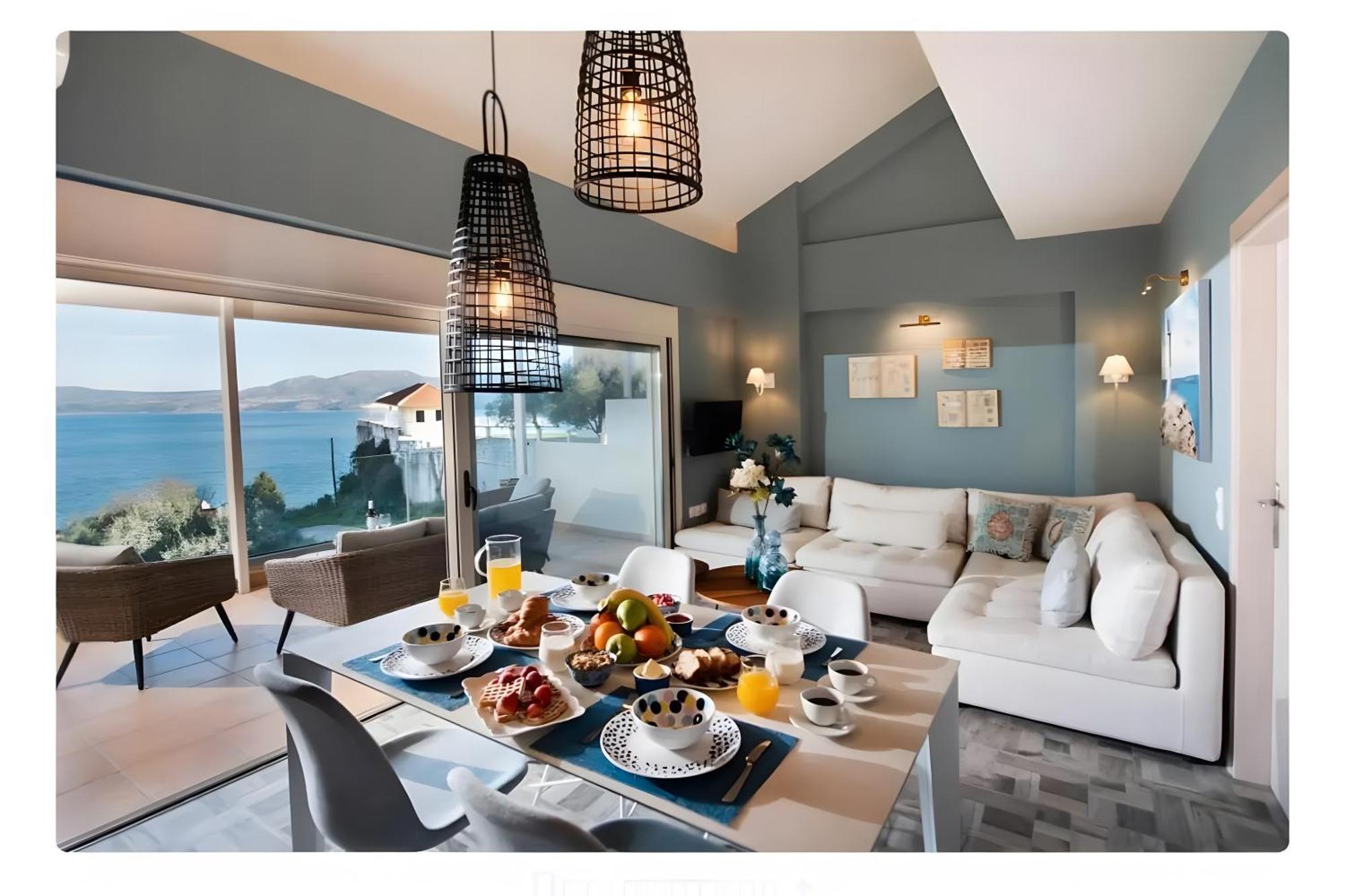 Evagelia Luxury 2nd Floor Apartment *